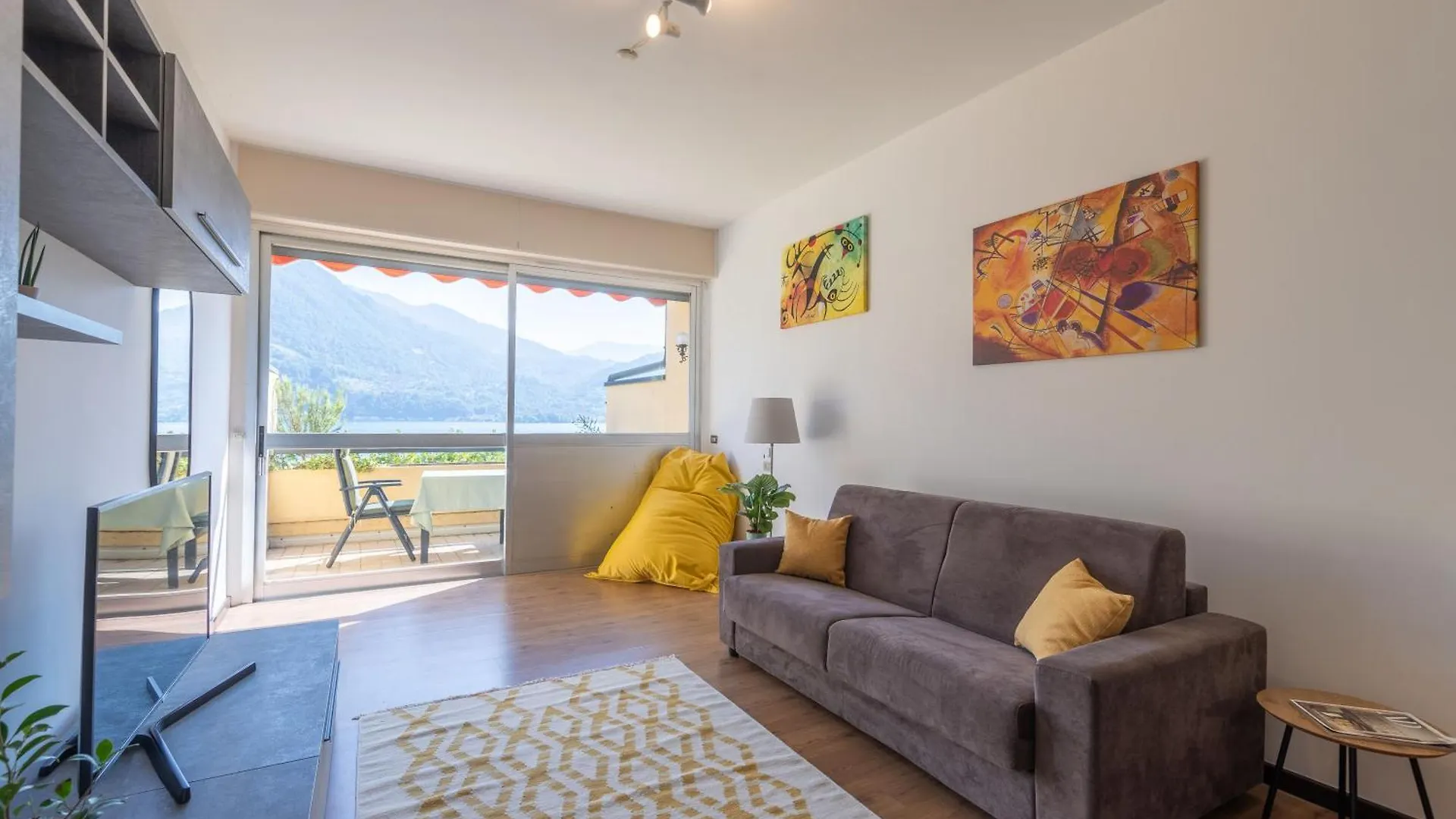 Lakestudio With Private Beach Cima